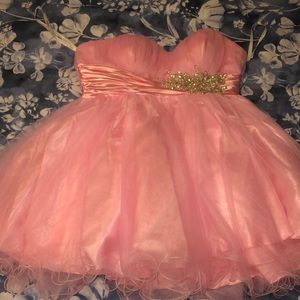 Star box short bridesmaid dress